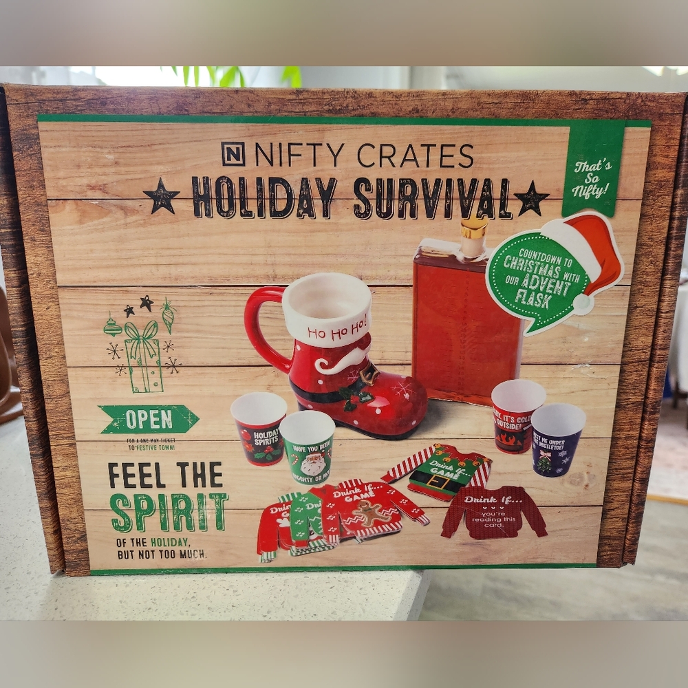 NIFTY CRATES HOLIDAY SURVIVAL KIT FLASK, CUPS, CARDS, LARGE BOOT MUG, ETC. NIB